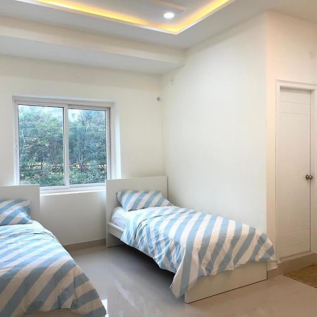 Neocon Suites Hajdarábád Exteriér fotografie